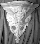 Griffin Decorator Display Wall Bracket
