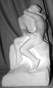 The Kiss statue