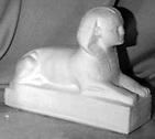 Sphinx statue (med)