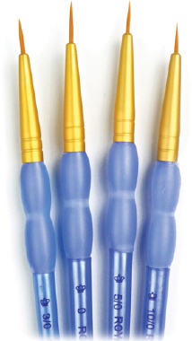 GOLDEN TAKLON 4 PC DETAIL BRUSH SET - Royal Langnickel