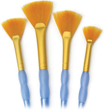 GOLDEN TAKLON 4 PC FAN BRUSH SET - Royal Langnickel
